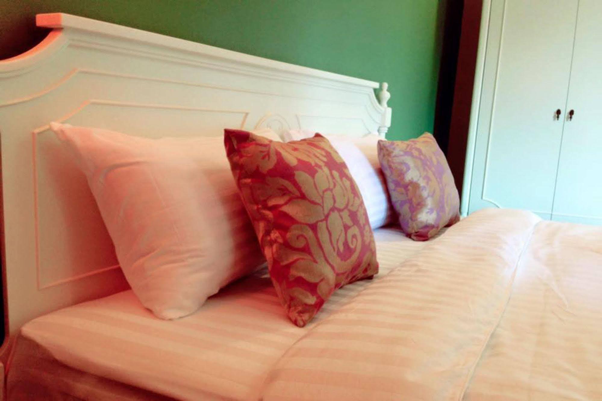Hotel Mulberry House Pak Thong Chai Exterior foto